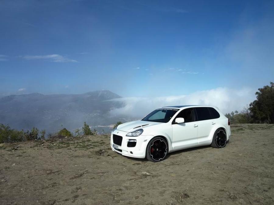  Porsche Cayenne 550GT by ENCO Exclusive 2008 года  (фото 6 из 8)